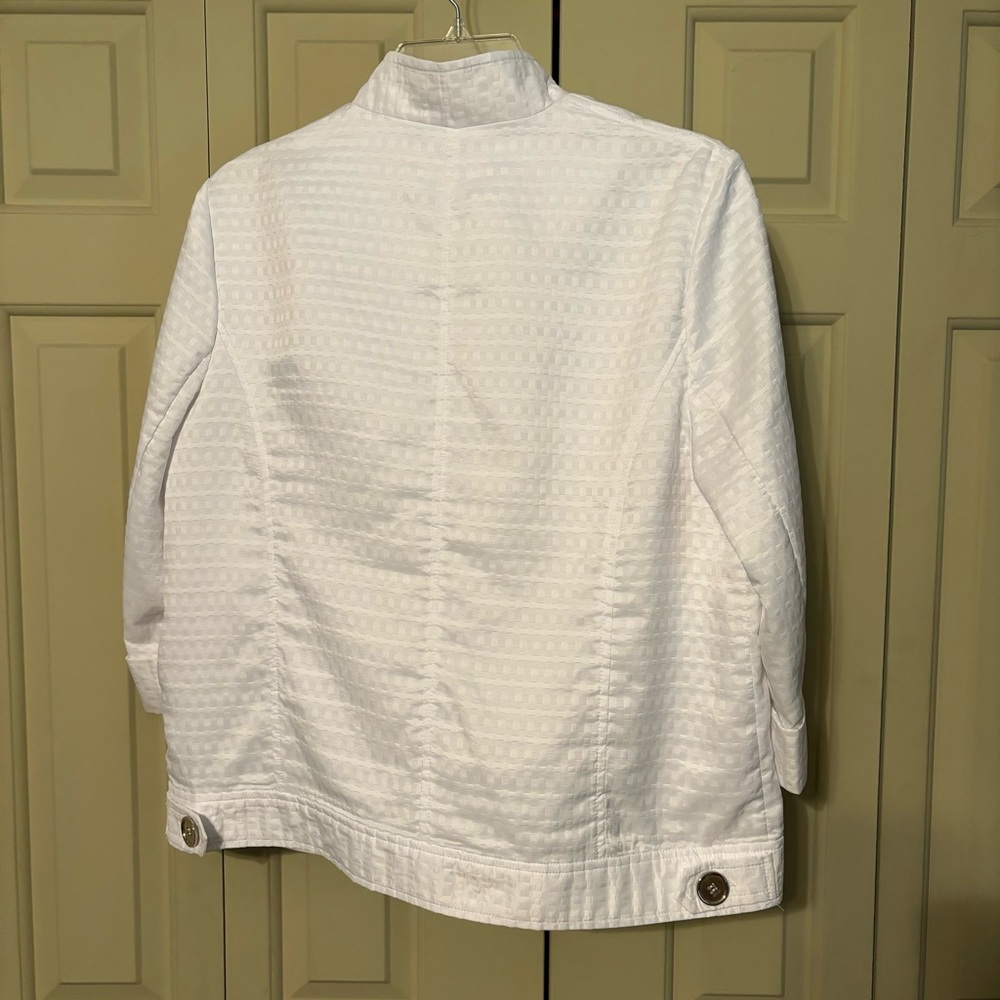 TanJay White Jacket - Picture 3 of 5